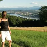 Und Leeb Gæstehus