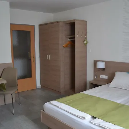 Guest house Und Leeb