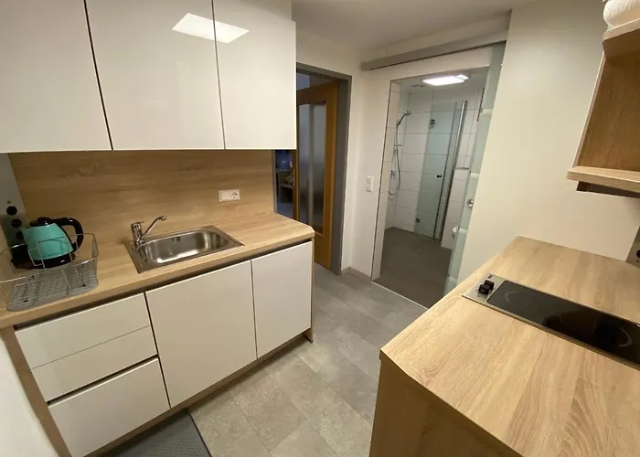 Πανσιόν Und Leeb Persenbeug