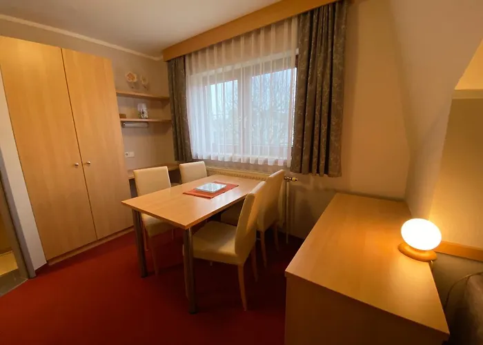 Πανσιόν Und Leeb Persenbeug