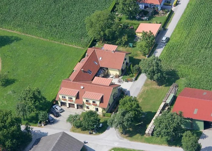 Und Leeb Πανσιόν Persenbeug